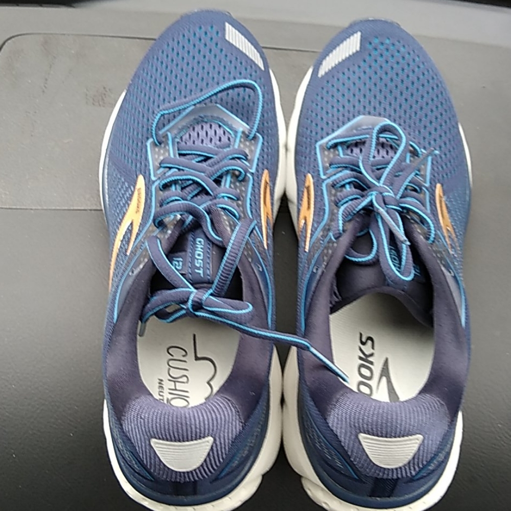 Brooks Ghost 12 men new Navy Blue and Gold